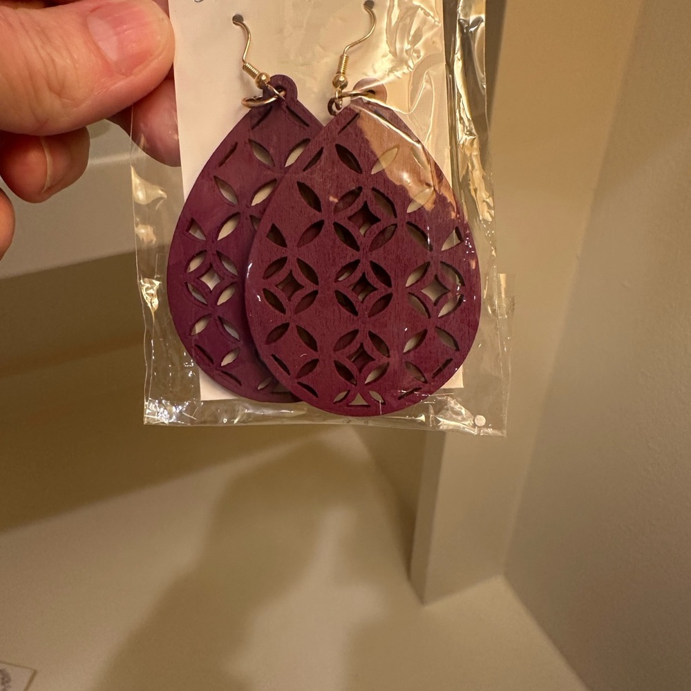 Elegant Purple Teardrop Earrings